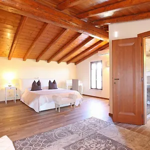  Bed & Breakfast Ca' Bussola Italy