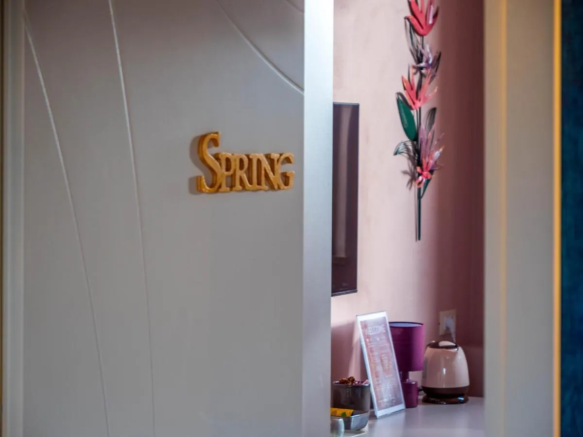 Blossoms Of Siena, Adults Only Πανσιόν